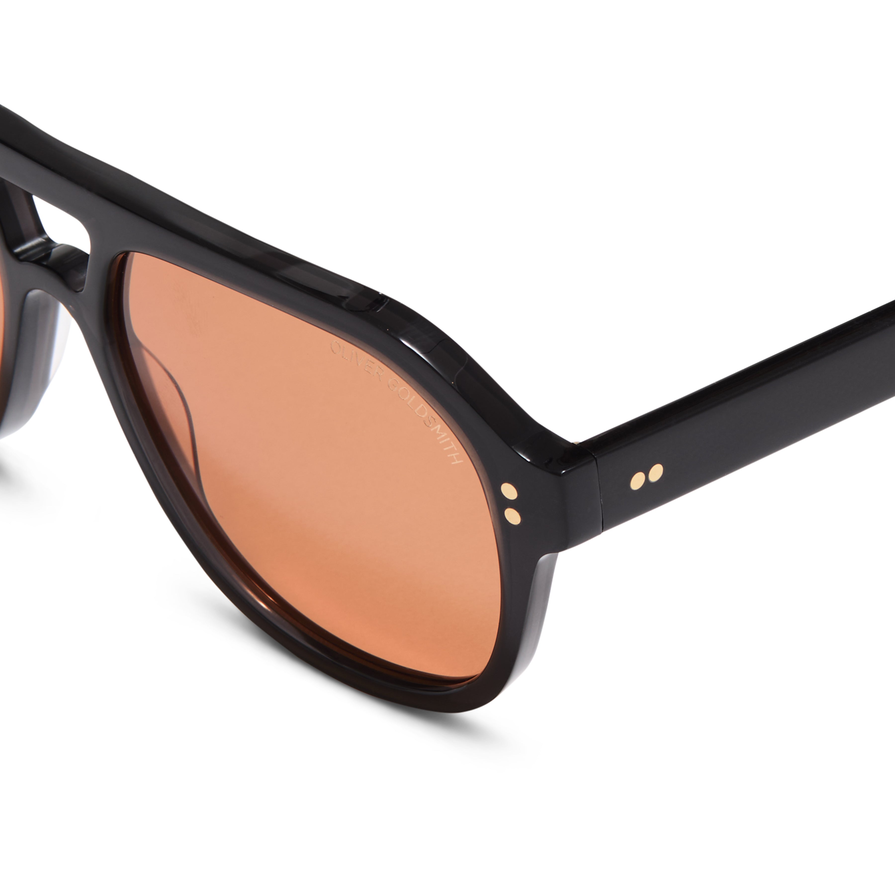 SOPHIA Revisited Timeless Elegance | Oliver Goldsmith